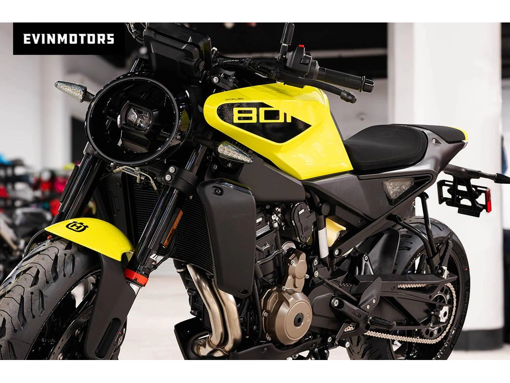 2026 Husqvarna Motorcycles Vitpilen 801