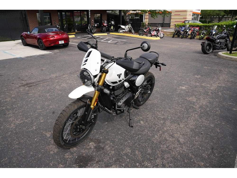 2026 Triumph Scrambler 400 Xc alt