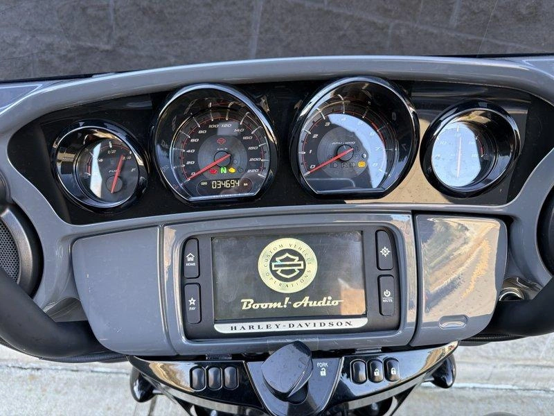 2018 Harley-davidson Flhxse - Cvo™ Street Glide® alt