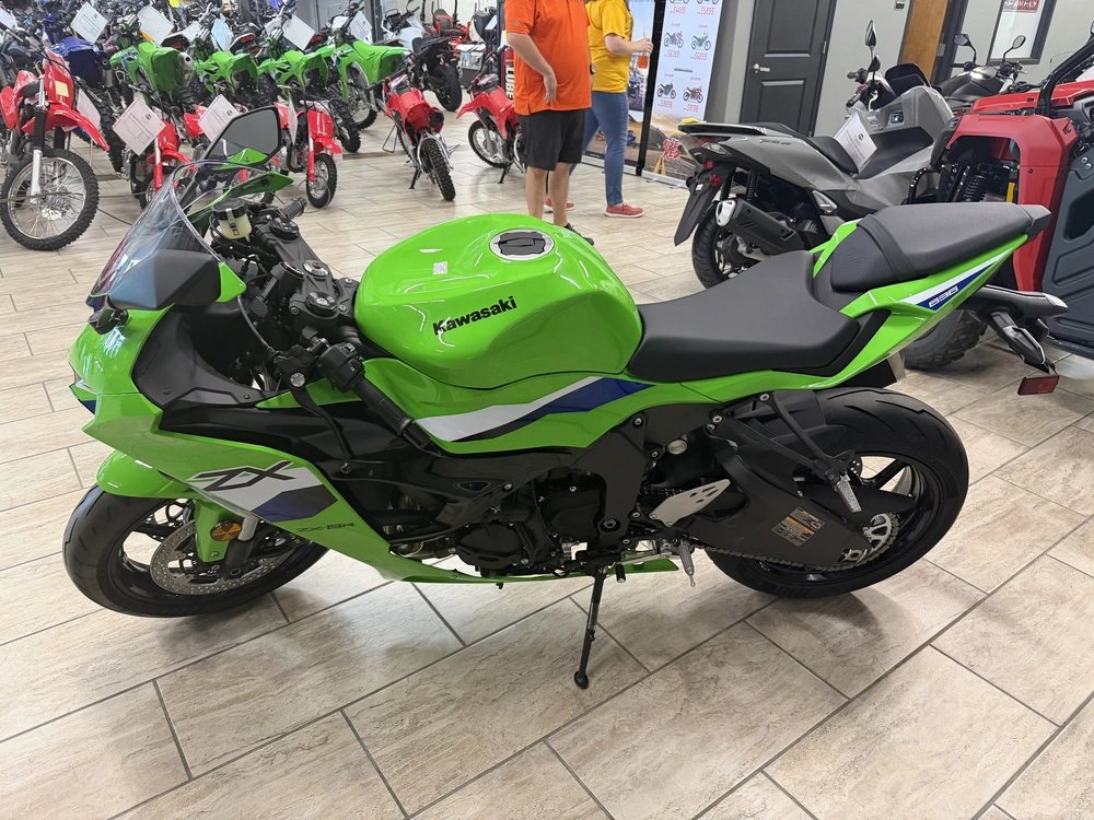 2026 Kawasaki Ninja® Zx™-6r Base