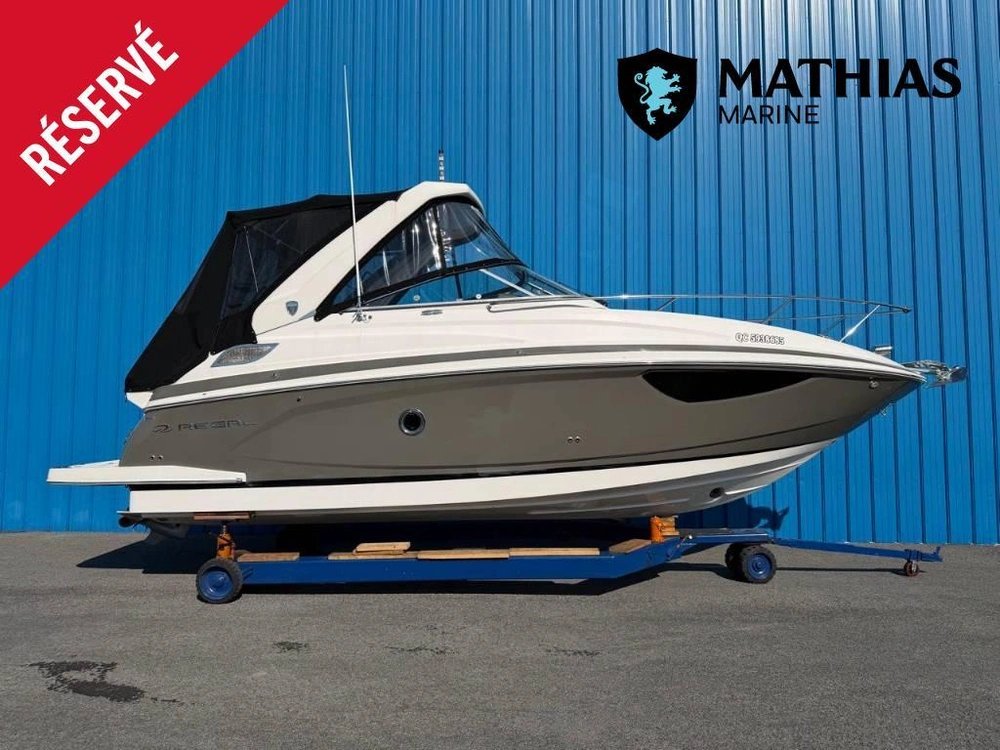 Regal 28 Express 2018 alt