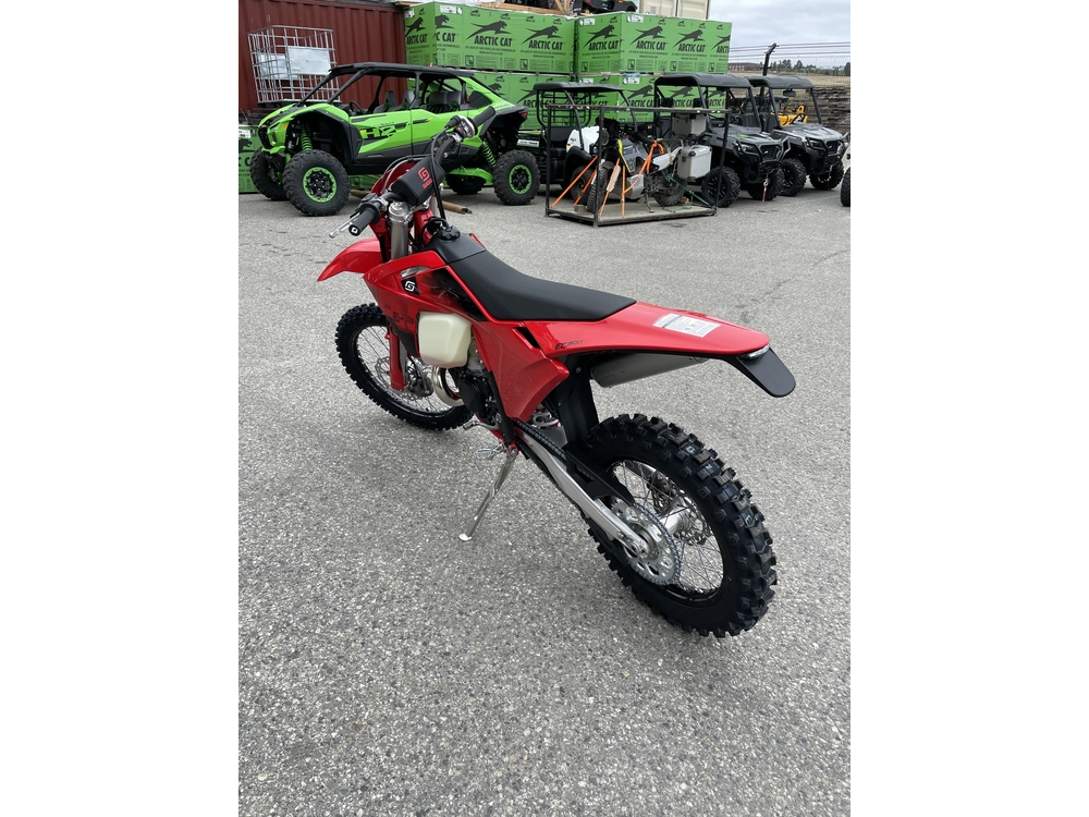 2027 Gasgas Ec 300 alt