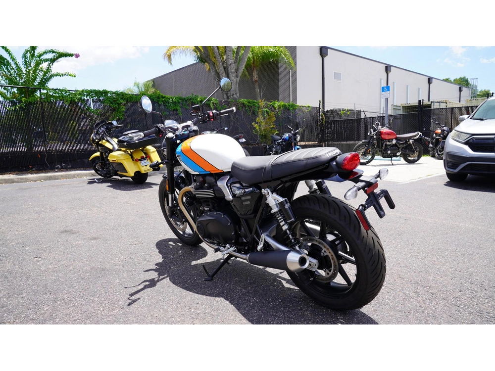 2026 Triumph Speed Twin 900 alt