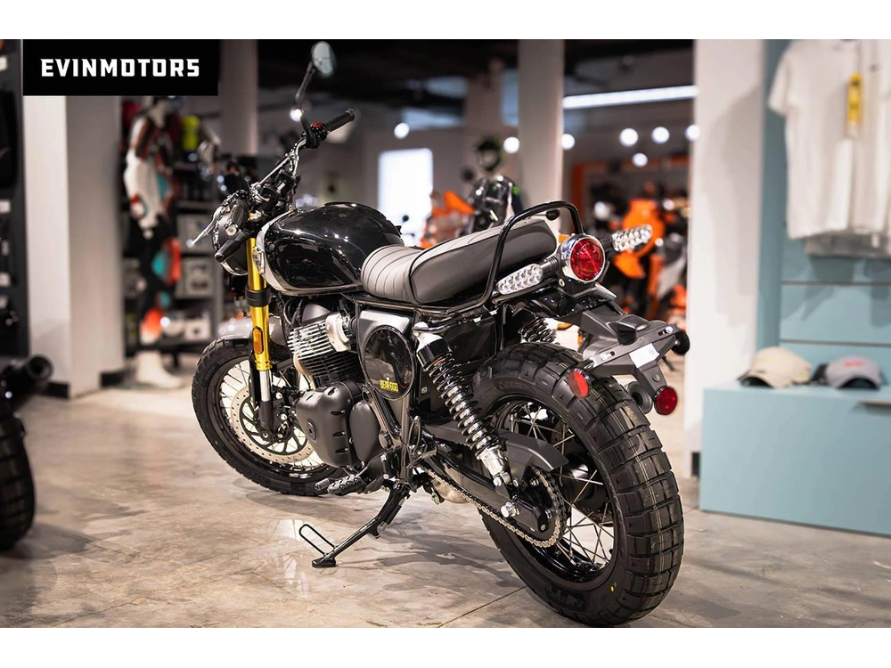 2025 Royal Enfield Int Bear 650