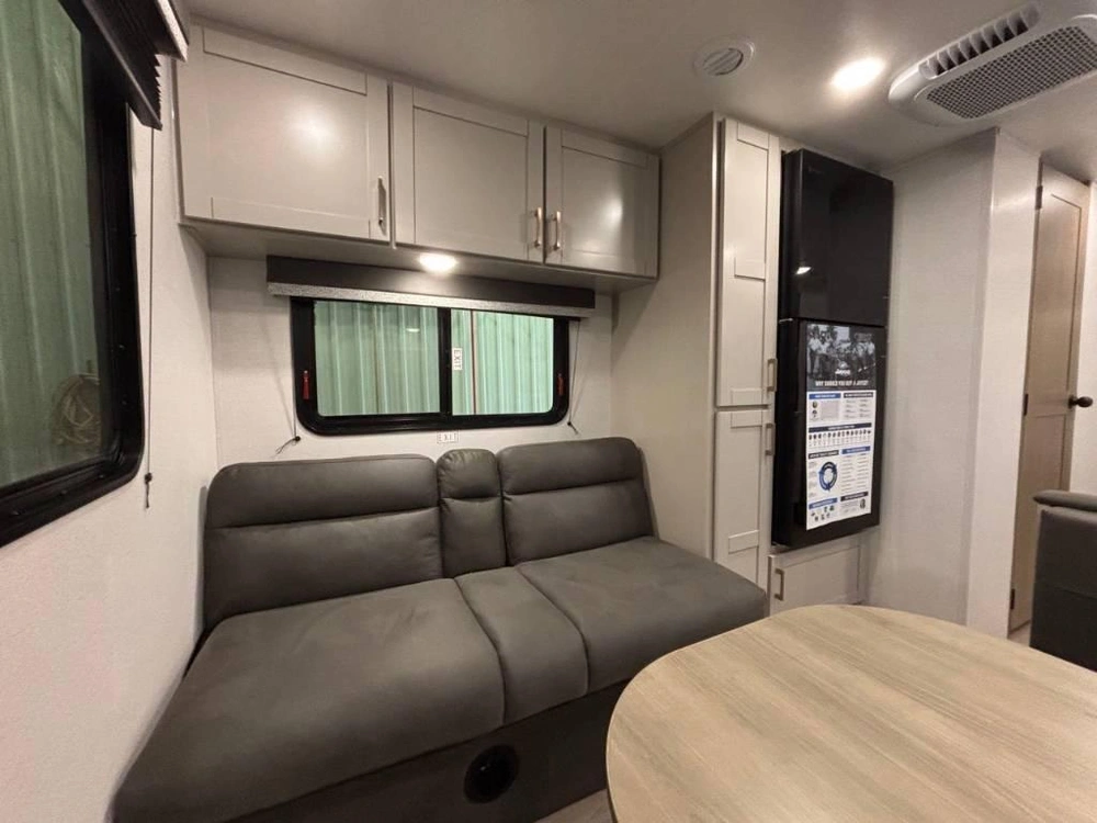 Jayco Jay Flight 210qb 2027 alt