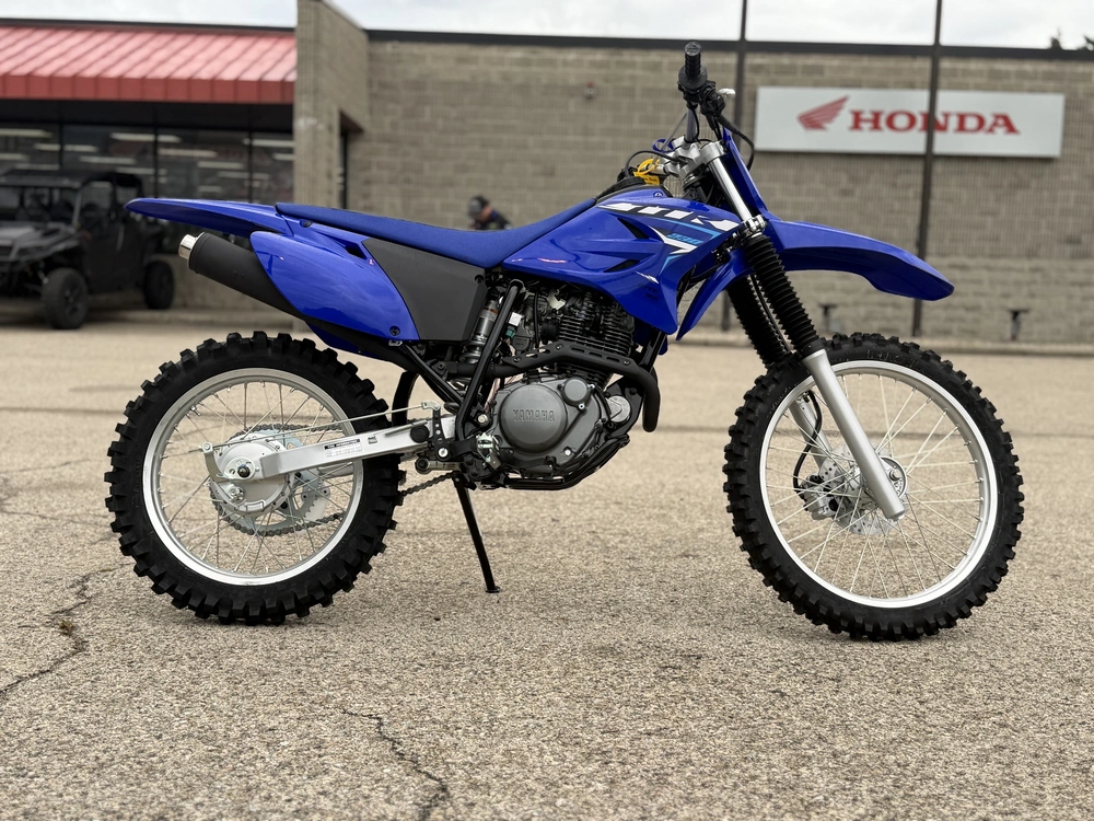 2026 Yamaha Tt-r230 alt