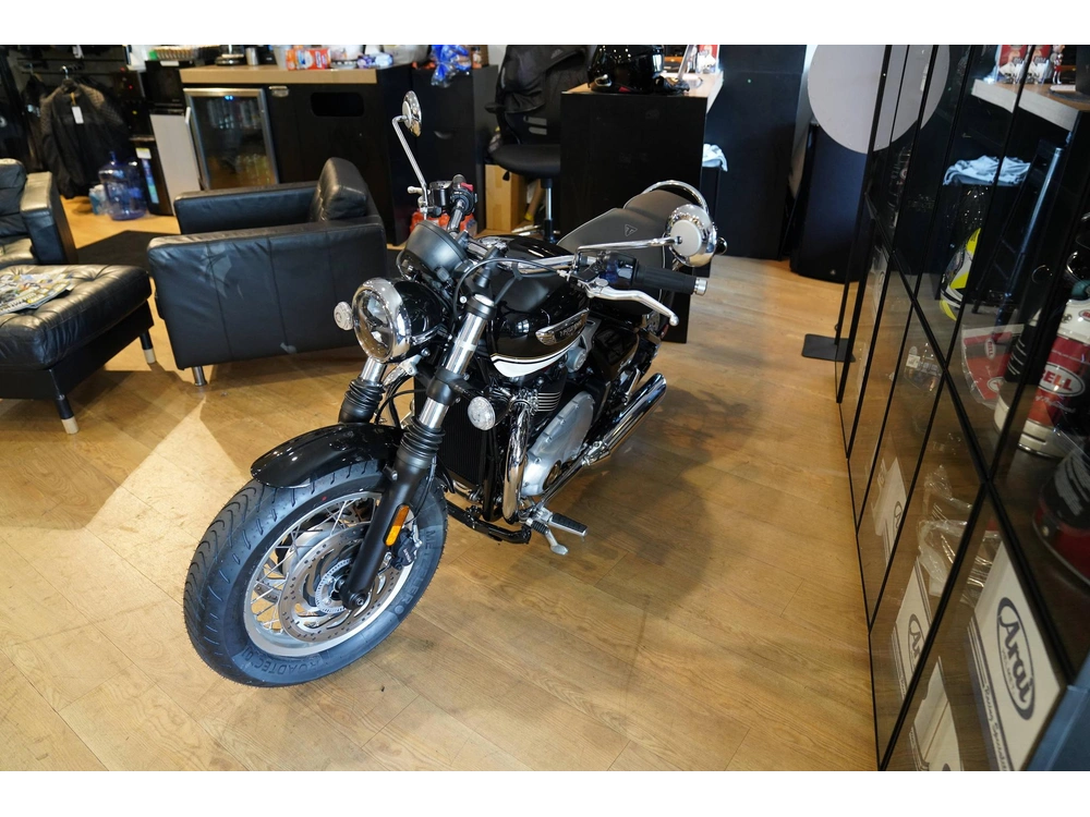 2026 Triumph Bonneville Speedmaster alt