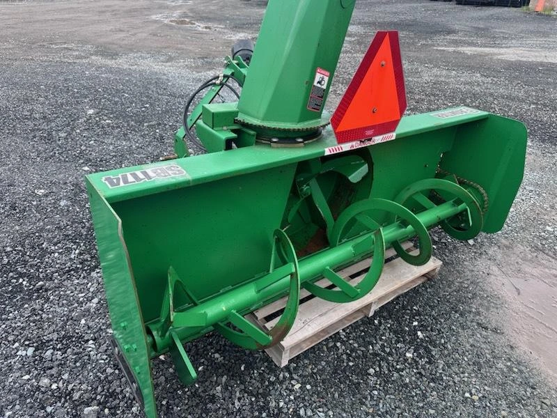 2022 John Deere 4066r alt