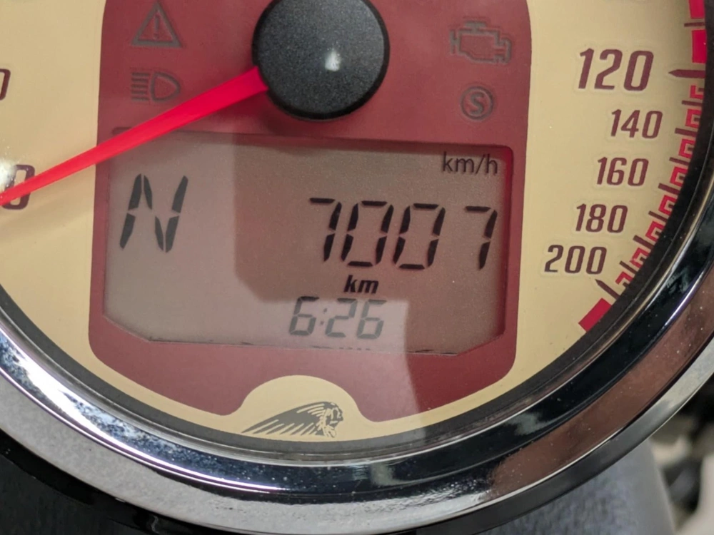 Indian Motorcycles Scout Bobber 2020 alt