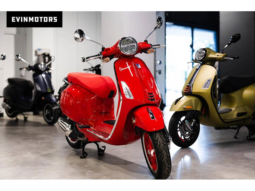 2025 Vespa Primavera 150