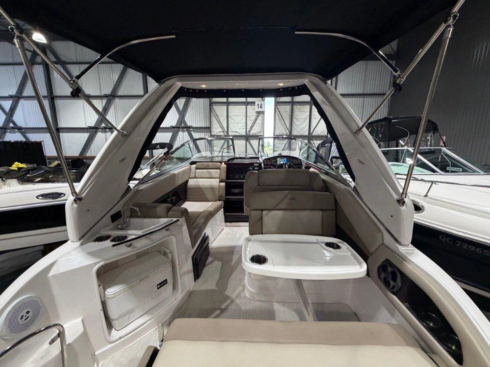 Regal 28 Express 2013 alt