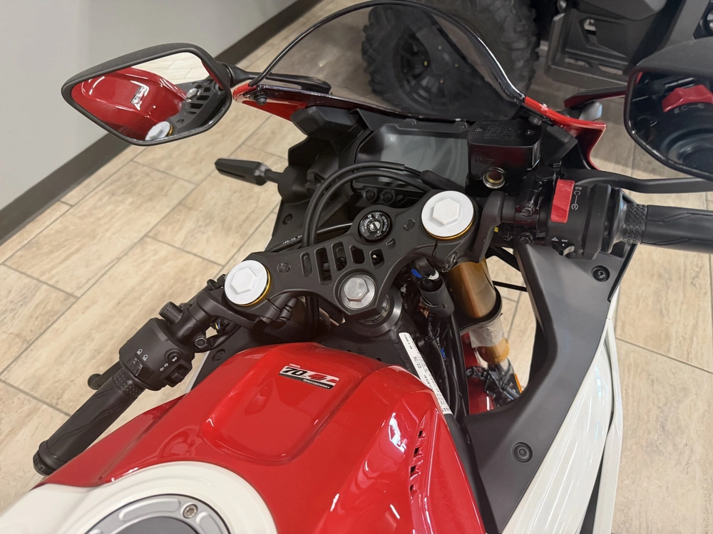 2026 Yamaha Yzf-r3 Abs 70th Anniversary Edition