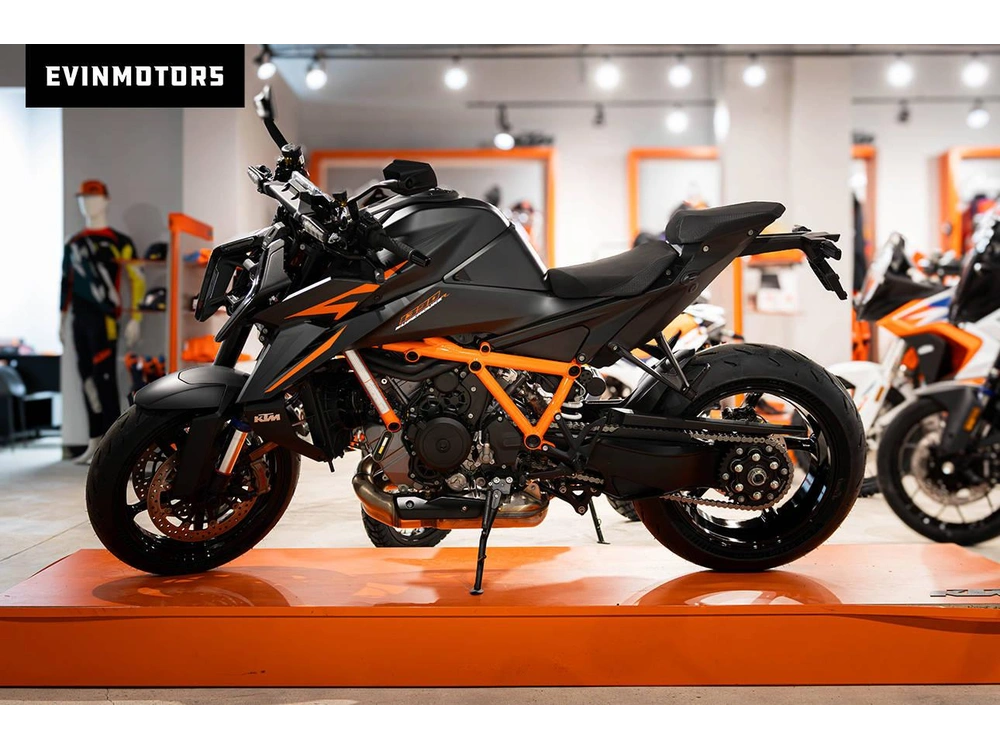 2026 Ktm 1390 Super Duke R