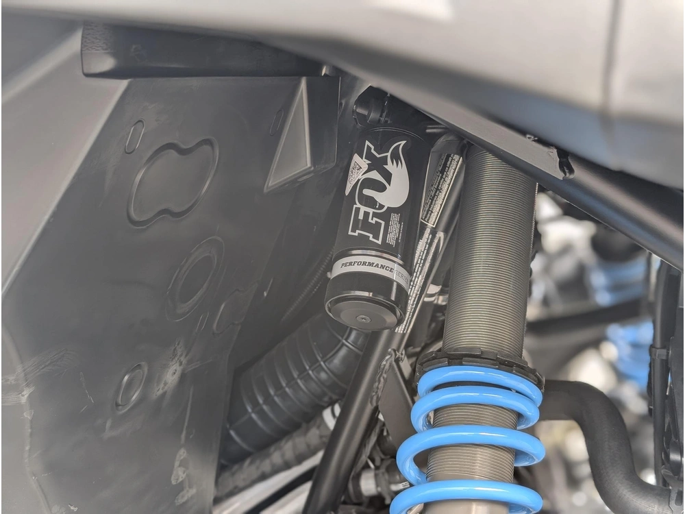 2026 Polaris General 1000 Premium Zenith Blue Côte À Côte Travail Sport Polyvalent Benne Performance Sentier Transport Remorquage Chasse Bois Suspension Haut De Gamme Commander Teryx Wolverine Rmax alt