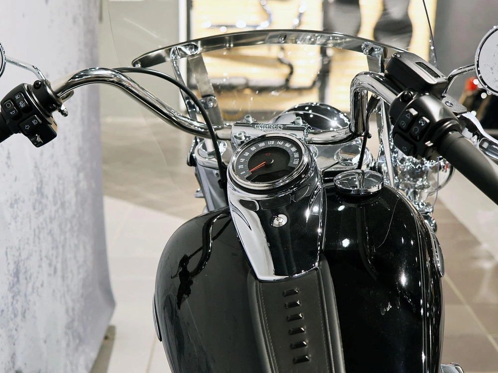 Harley-davidson Heritage Flhcs 2024 alt