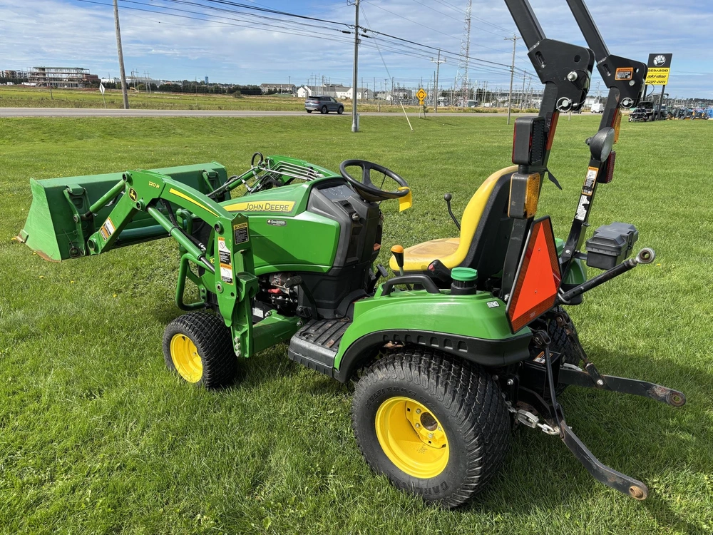 John Deere 1023e 2021