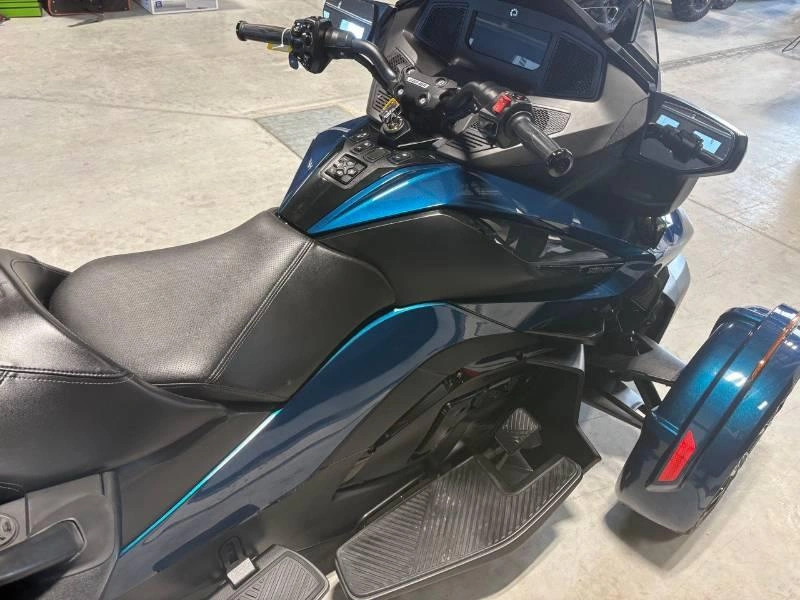 Can-am Rt Limited 2023 alt