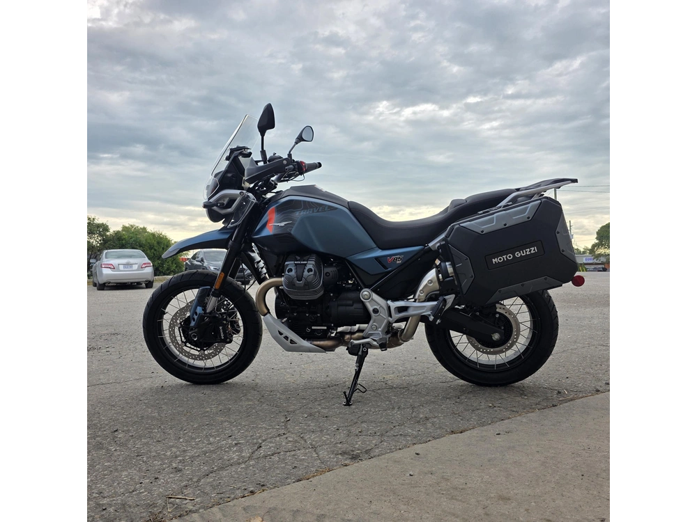 2027 Moto Guzzi V85 Tt Travel alt