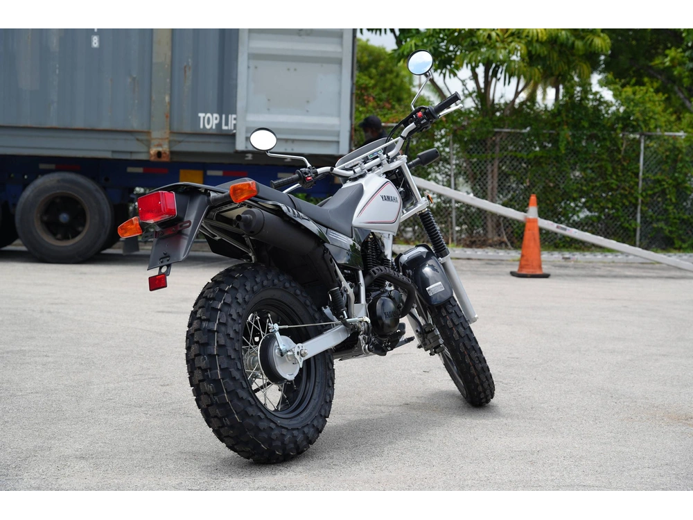 2026 Yamaha Tw200