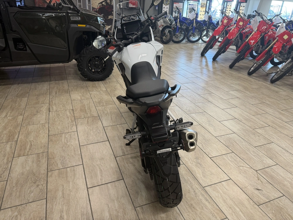 2026 Honda Nx500at