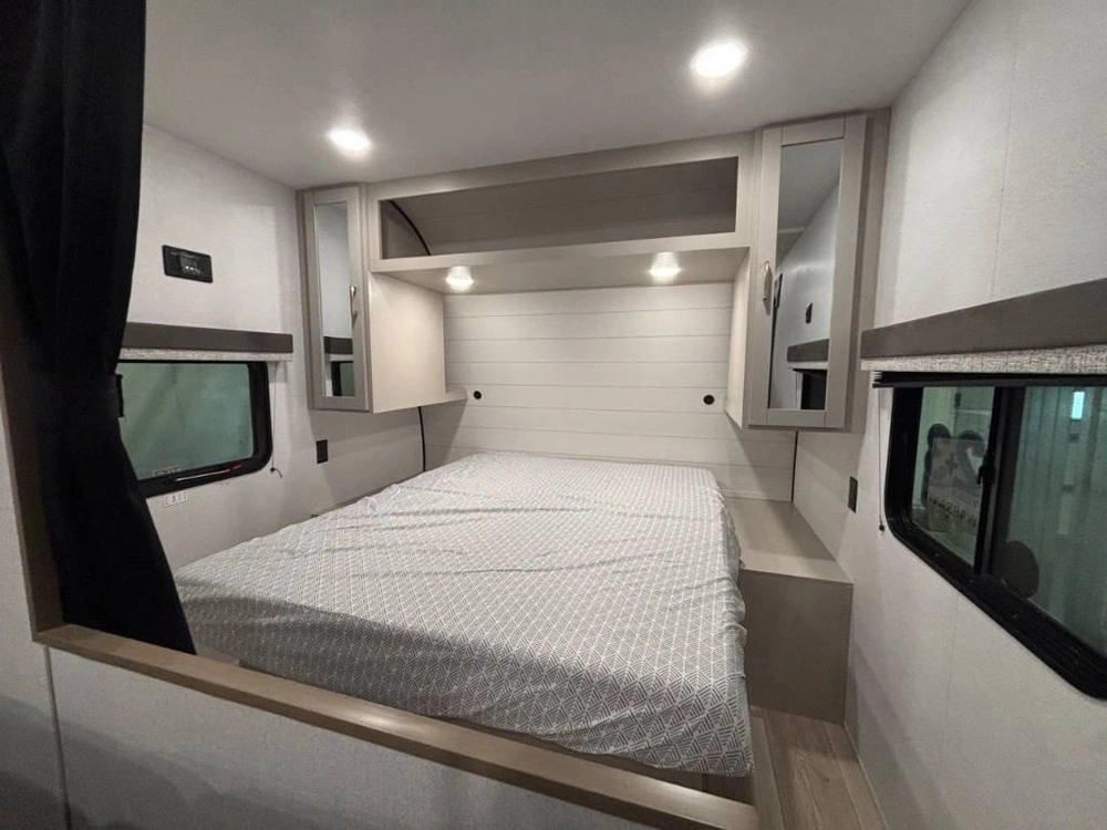 Jayco Jay Flight 260bh 2027 alt