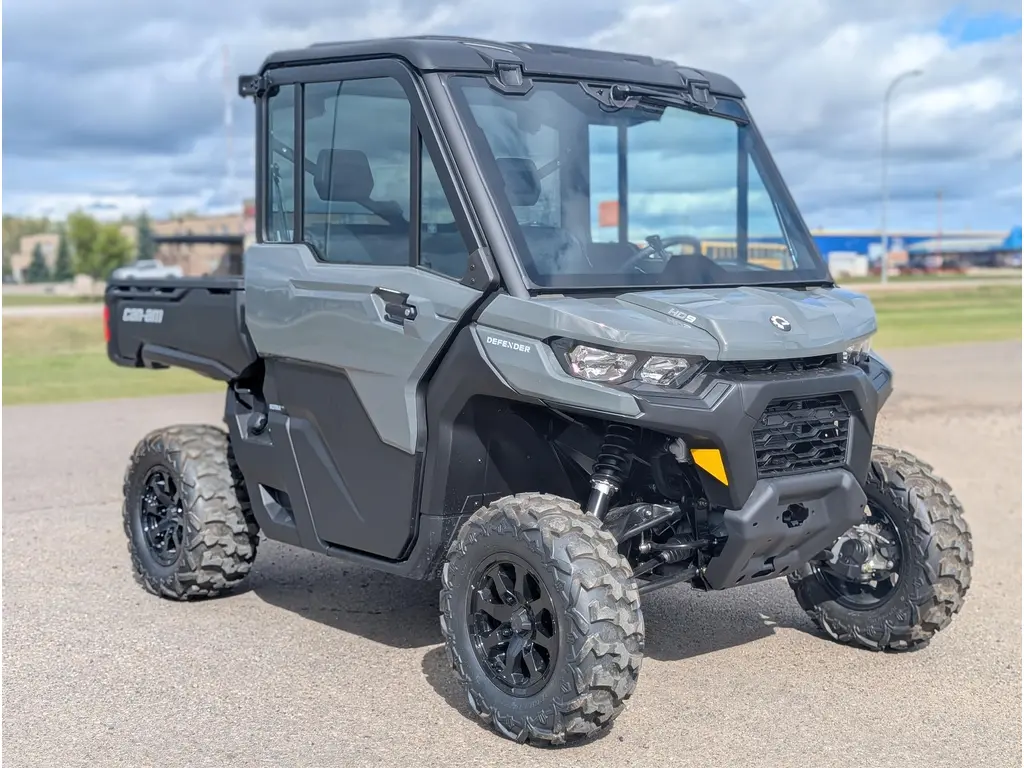 2027 Can-Am Defender DPS Cab HD9 - Dolomite Grey