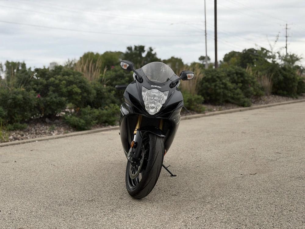 2025 Suzuki Gsx-r750z alt