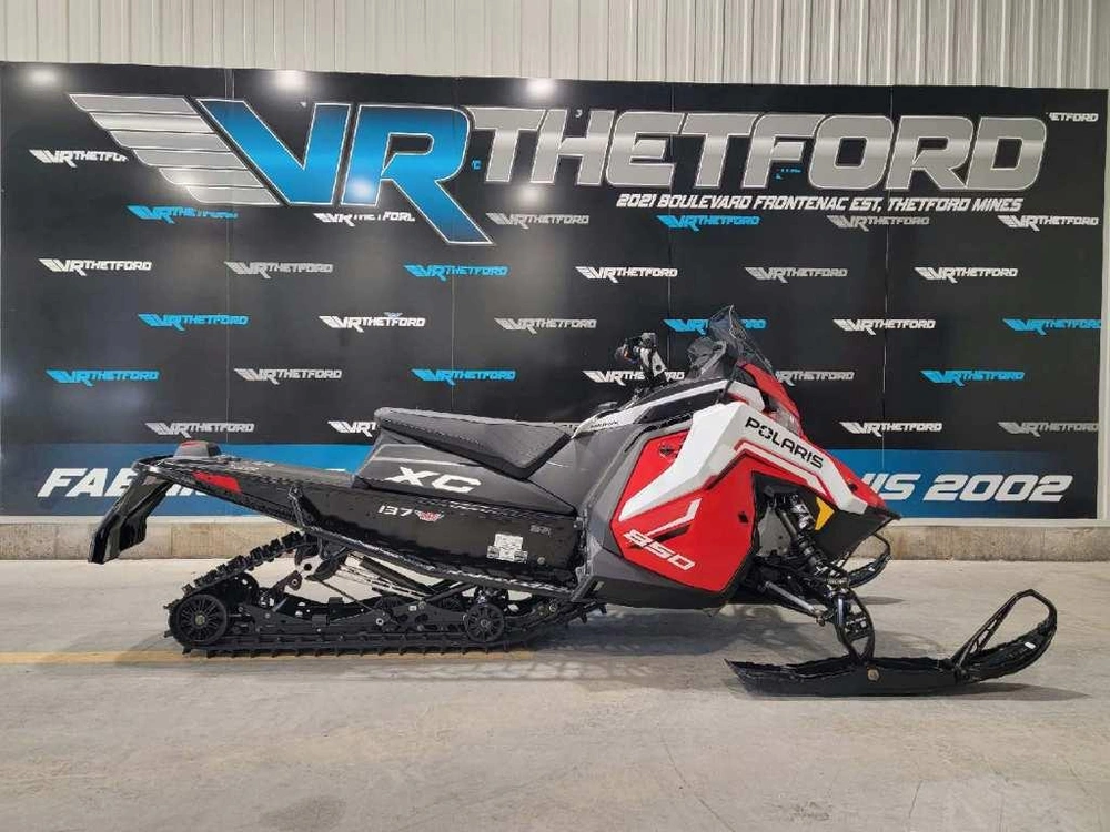 Polaris 850 Indy Xc 137 2027 alt