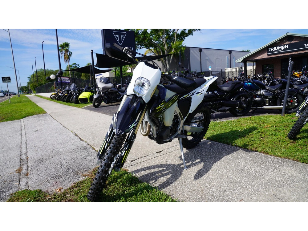2026 Triumph Tf250-e alt