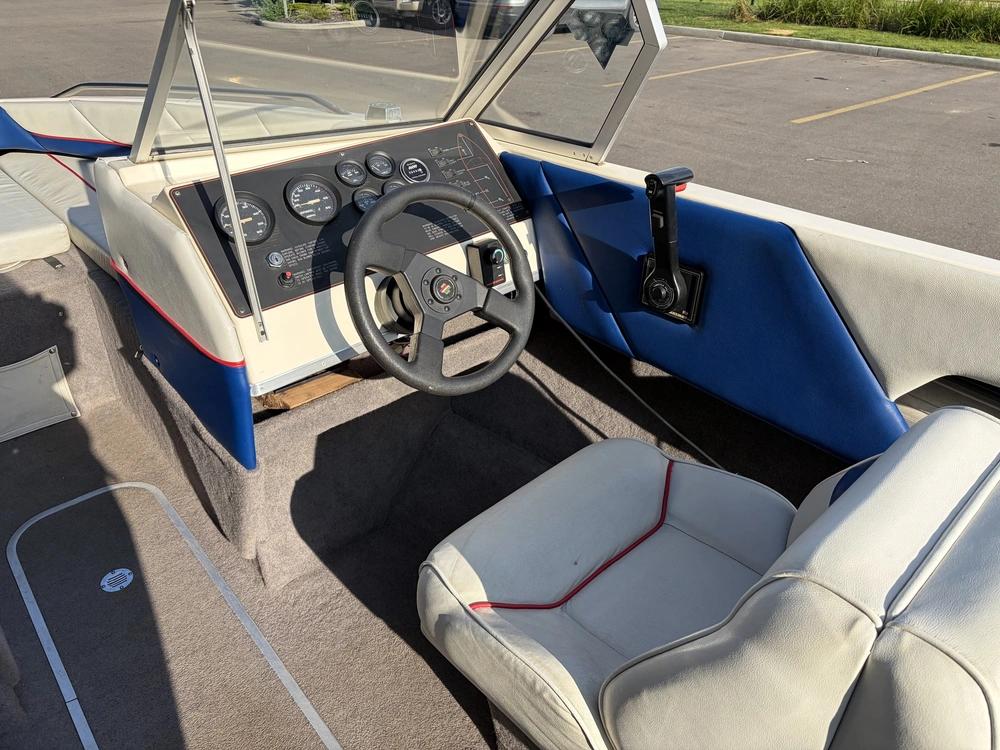 1993 Bayliner Classic
