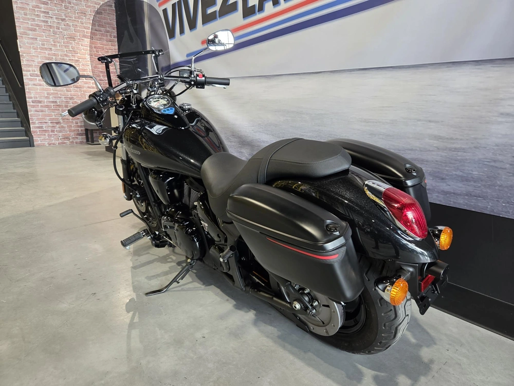 Kawasaki Vulcan 900 2026 alt