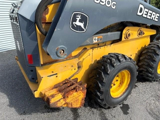 John Deer 330g 2018 alt