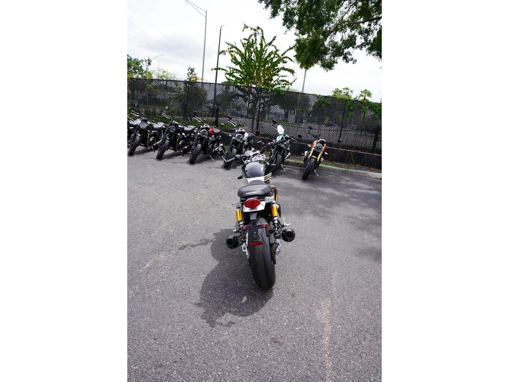 2025 Triumph Speed Twin 1200 Rs alt