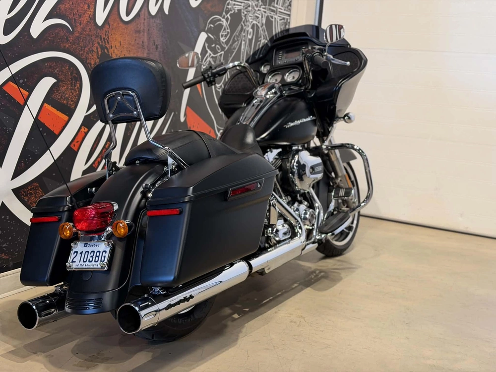 Harley-davidson Road Glide Fltrx 2016 alt