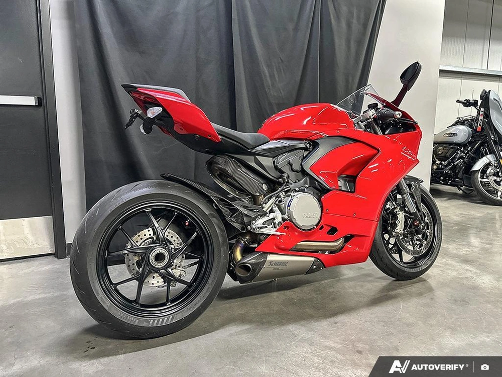 2025 Ducati Panigale V2