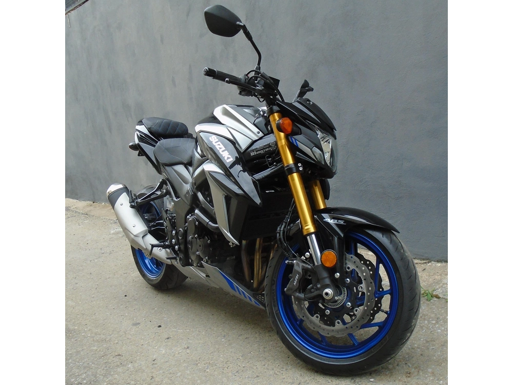 Suzuki Gsx 750s 2022 alt