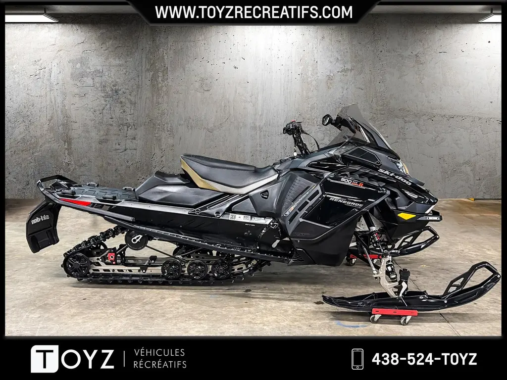 Ski-Doo RENEGADE ENDURO 900 ACE TURBO R 180 HP 2026 - ÉCRAN 10.25 - ICE RIPPER