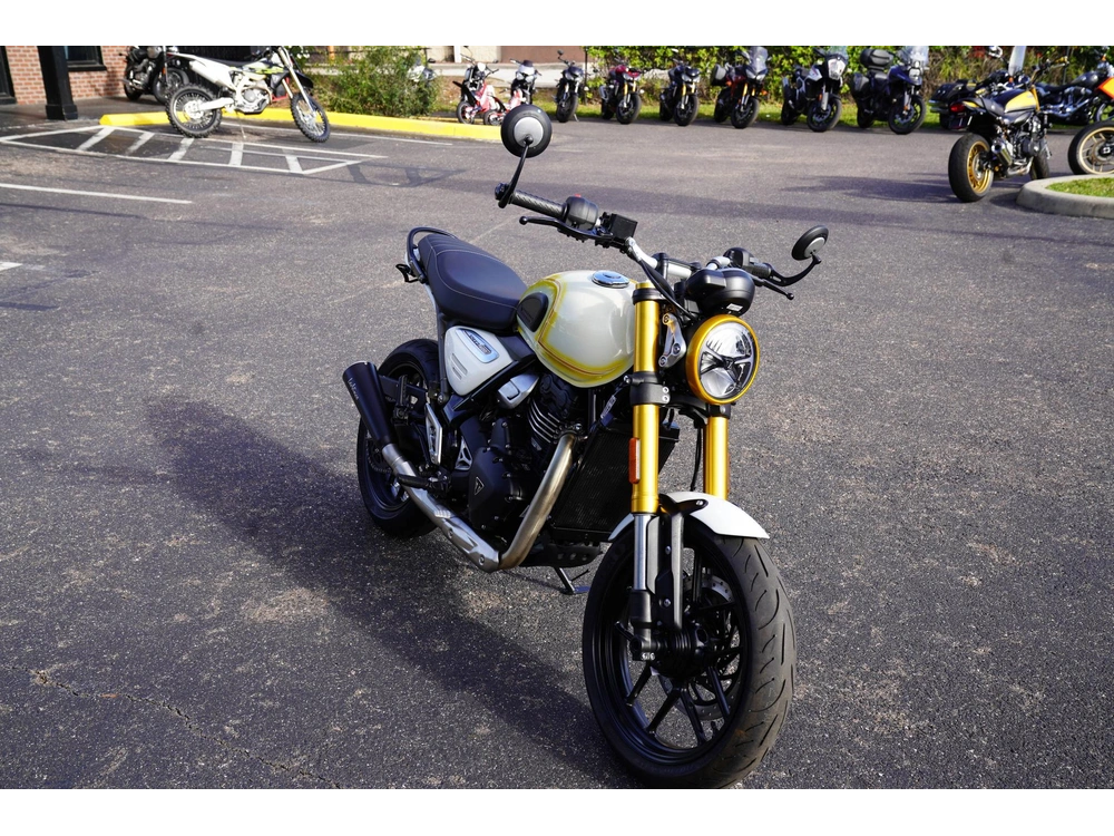 2025 Triumph Tt Custom Speed 400 alt