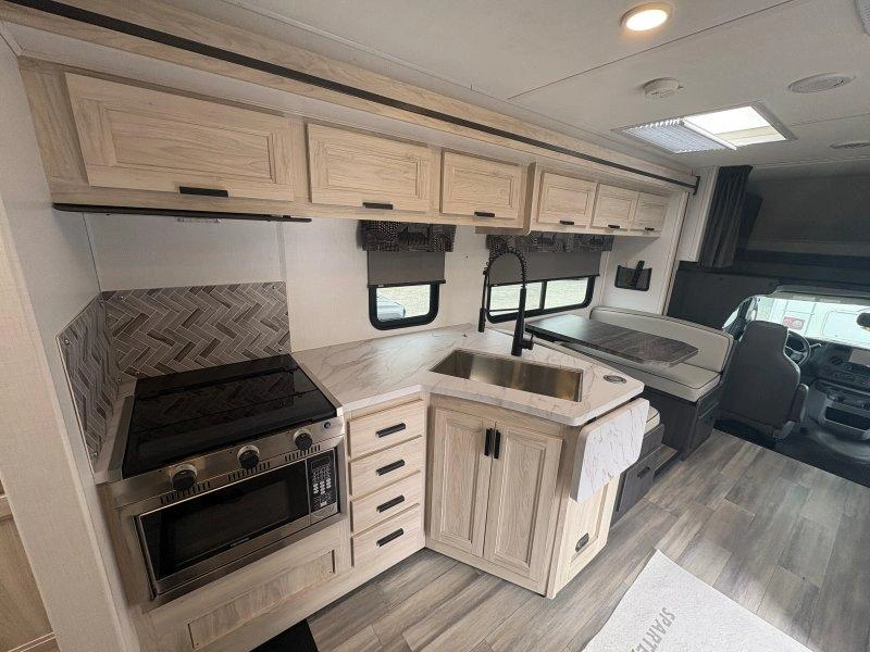 Forest River Sunseeker 3050s 2023 alt