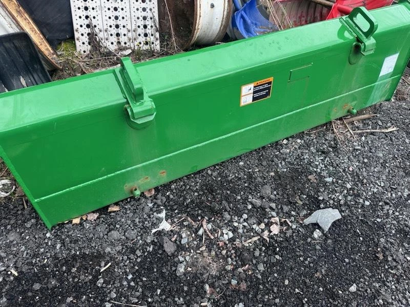 2022 John Deere 4066r alt