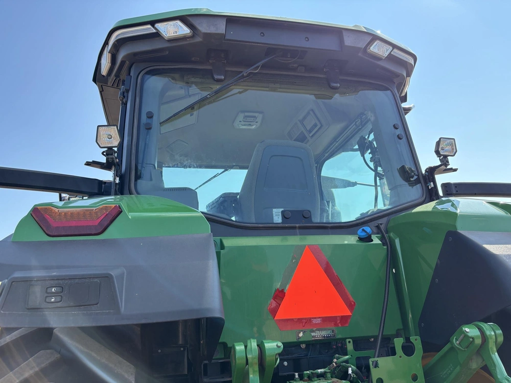 2023 John Deere 7r 210