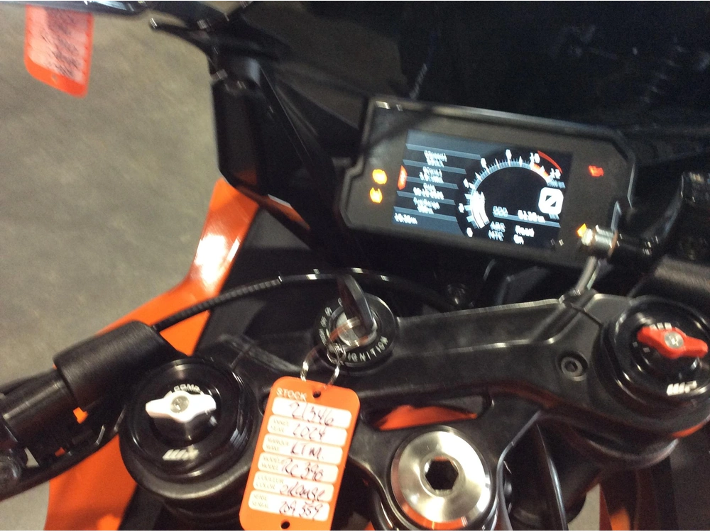 Ktm Rc 390 Abs 2024 alt