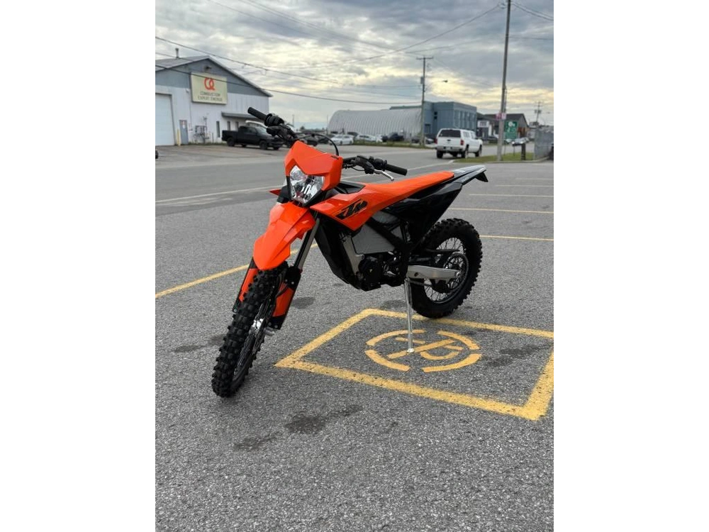 Ktm Freeride E 660 W 2027 alt