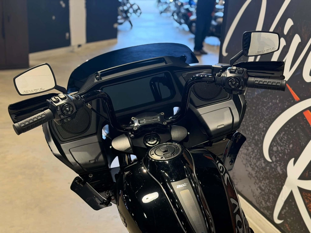 Harley-davidson Road Glide Fltrx 2026 alt