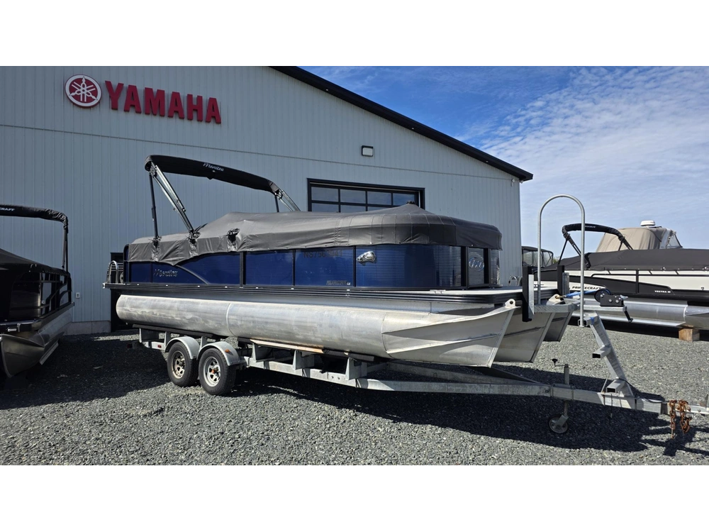 2018 Manitou Pontoon Aurora Le 230 alt