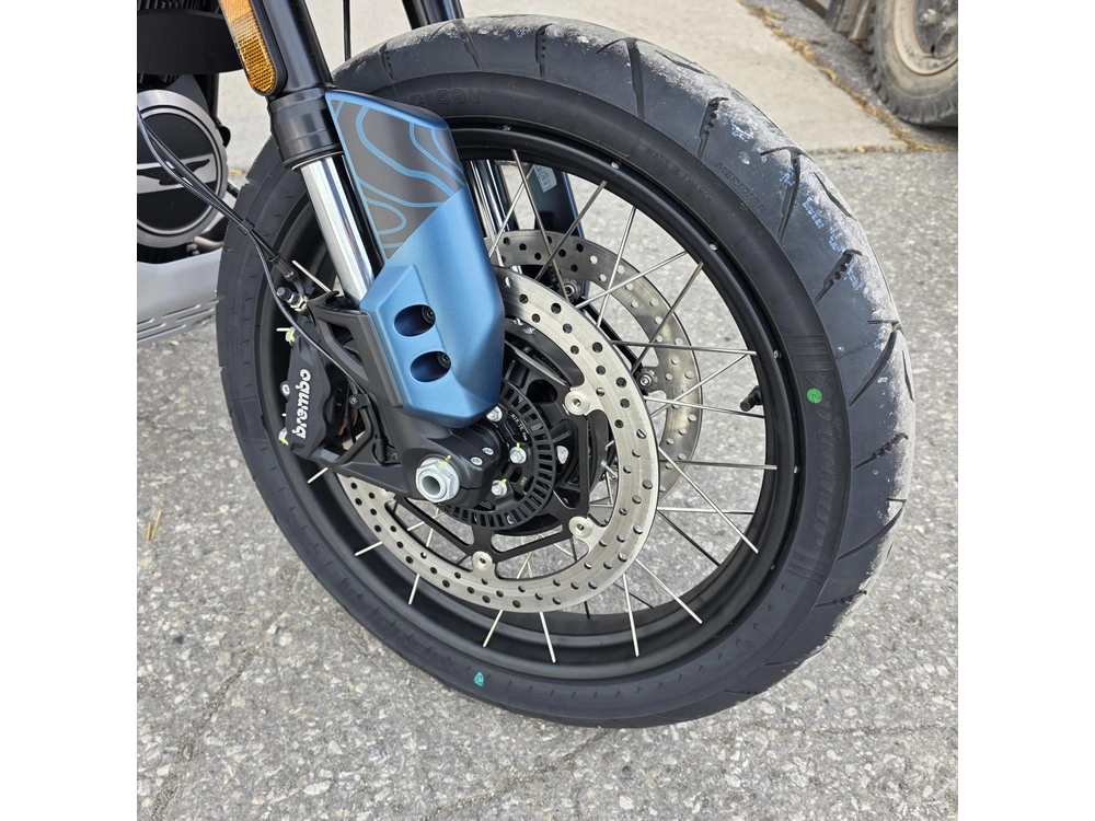2027 Moto Guzzi V85 Tt Travel alt