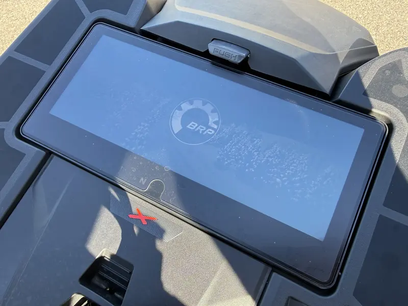 2026 Ski-Doo SUMMIT X 154 850 E-TEC TURBO R POWDERMAX ULTRA-LIGHT FLEXEDGE 3.0' SHOT W/ 10.25' TOUCHSCREEN