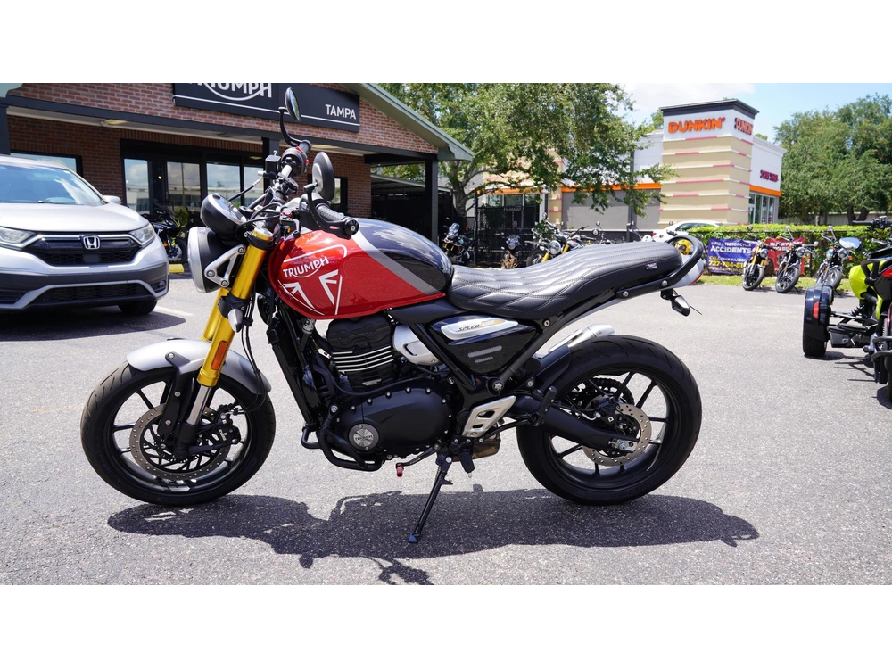 2025 Triumph Speed 400 alt