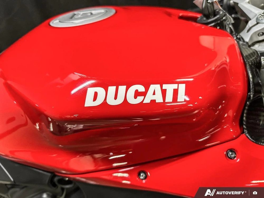 2025 Ducati Panigale V2