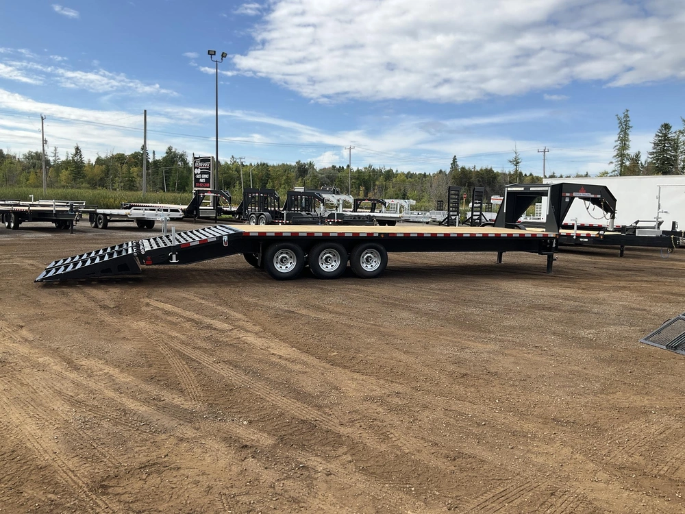 2027 Canada Trailers 8.5x28 10.5 Ton Gooseneck Equipment Trailer alt